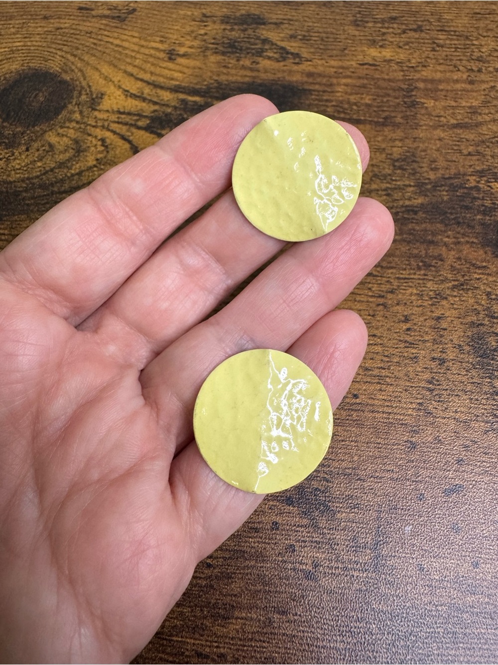 4/$20 Vintage Yellow Enamel Metal Round Disc Earrings
